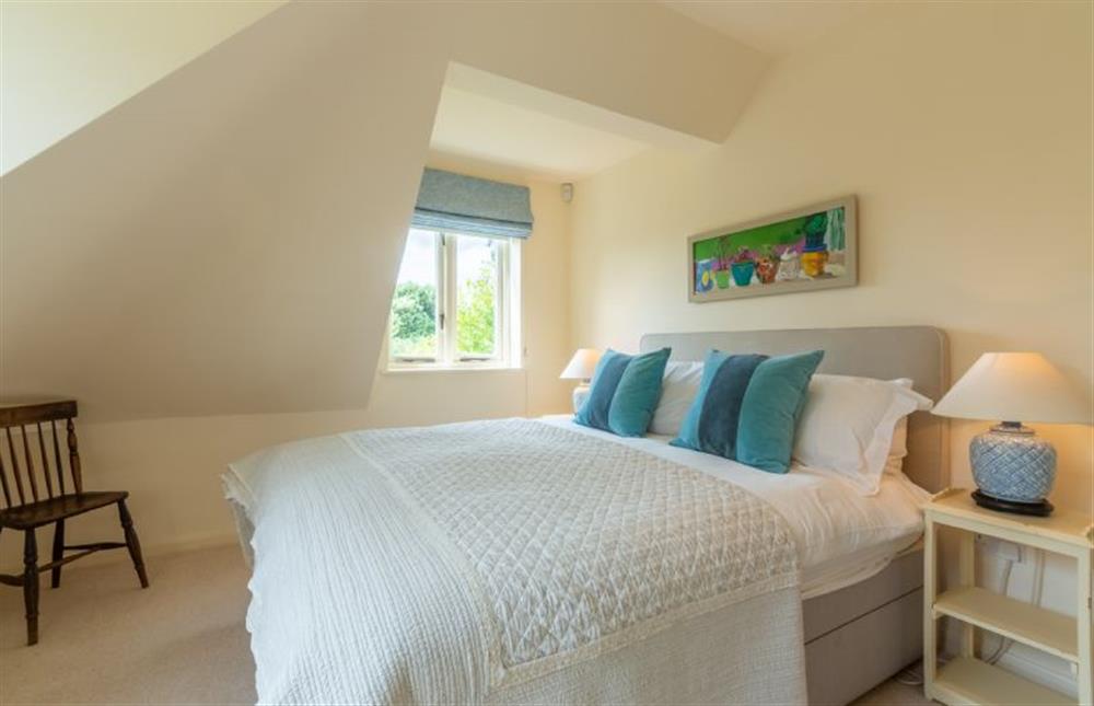 First floor: Bedroom 2 at Orchard Cottage, Wells-next-the-Sea