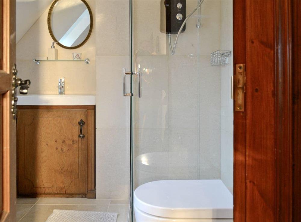 Bathroom with shower cubicle at Orchard House in Chipping Campden, Gloucestershire