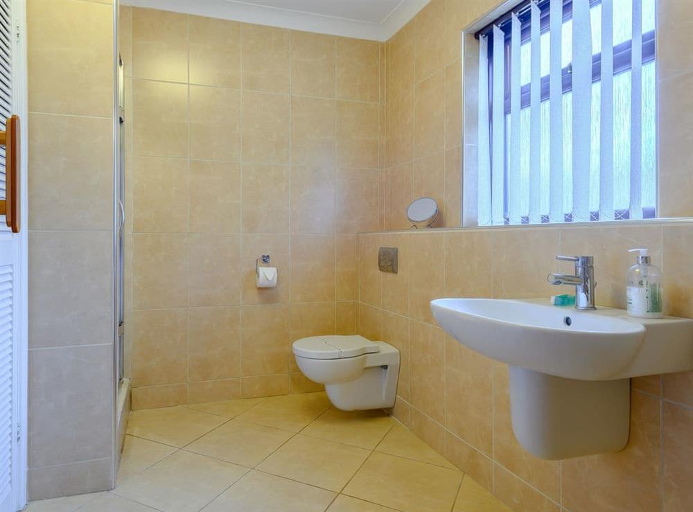 En-suite at Orchard Lodge in Woolaston, near Lydney, Gloucestershire