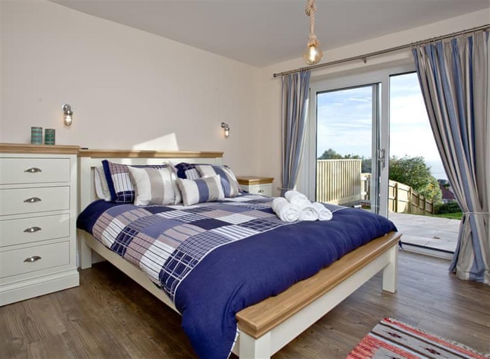 Double bedroom at Orestone Garden Apartment in , Teignmouth