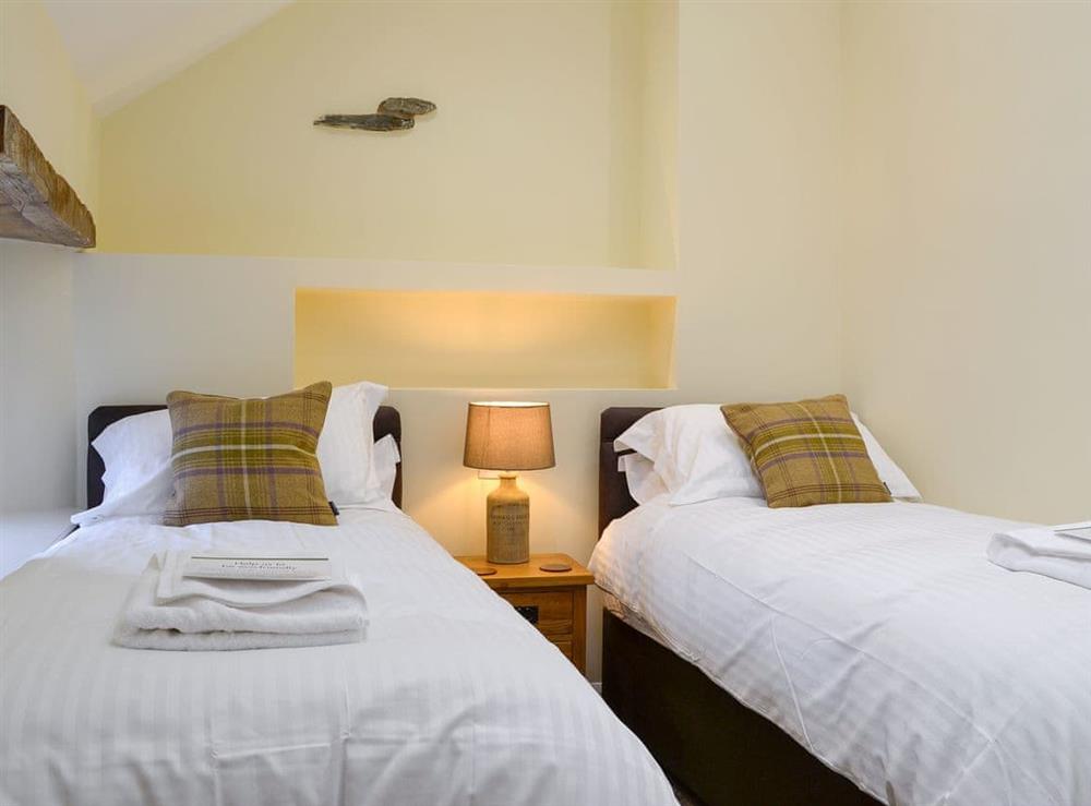 Comfortable twin bedroom at Tarn Rigg Cottage, 