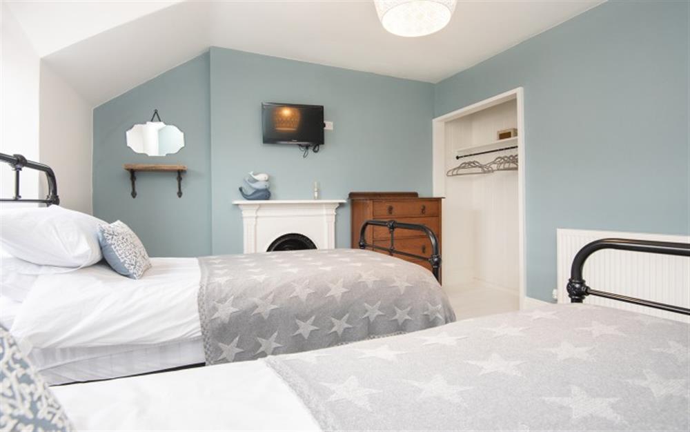Another view of the twin bedroom at Osbornes, 2 Retreat Cottages in Wadebridge