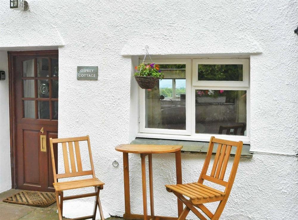 Sitting-out-area at Osprey Cottage in Keswick, Cumbria
