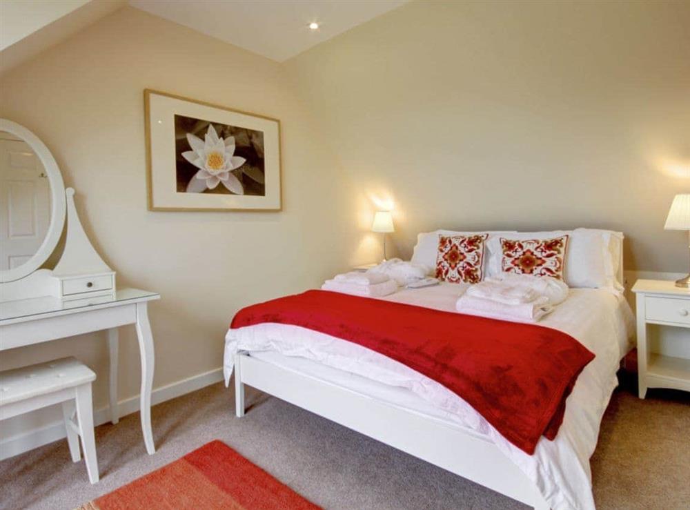 Double bedroom at Peregrine Cottage, 