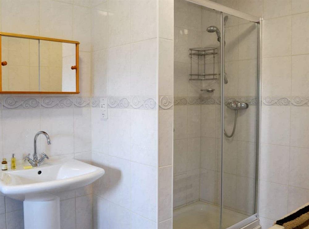 Shower room at Ostlers Cottage in Westborough, near Newark, Lincolnshire