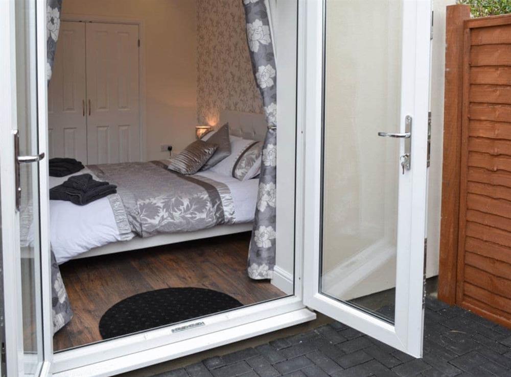 Double bedroom at Oswald Lodge in Llanon, near Aberystwyth, Dyfed