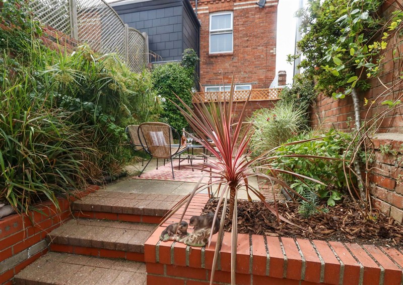 Outside (photo 2) at Otter Cottage, Weymouth