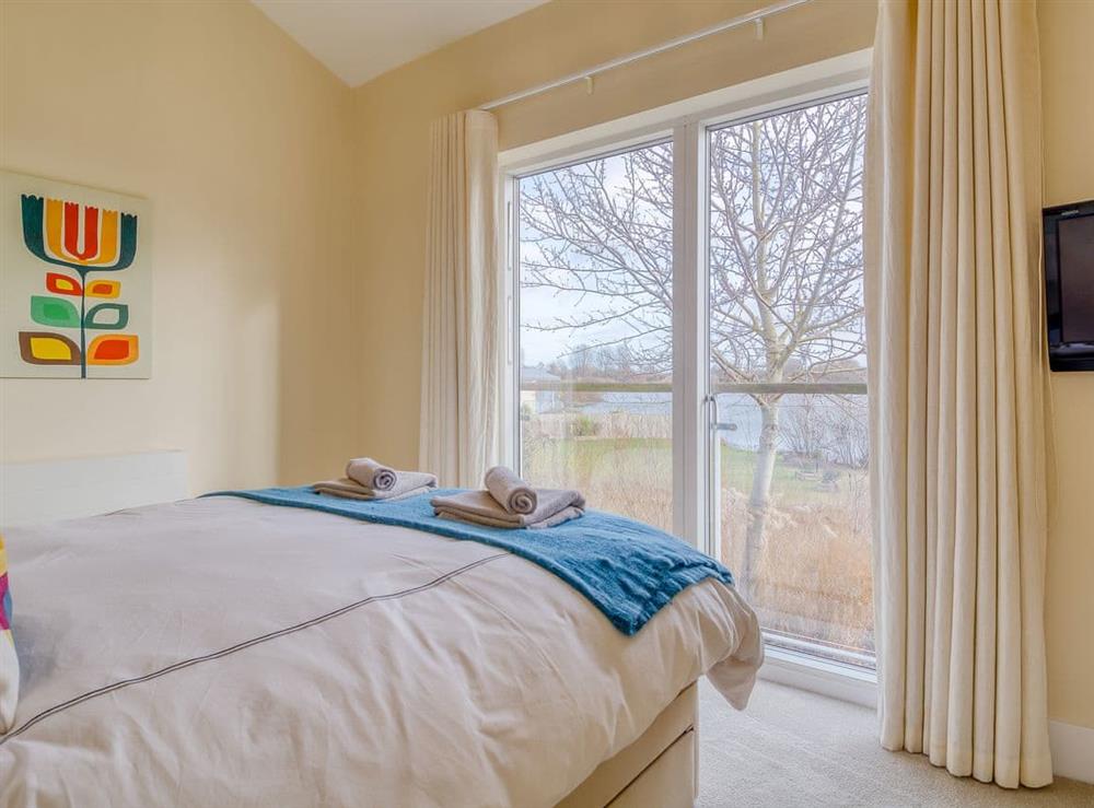Double bedroom (photo 3) at Otters View in Somerford Keynes, near Cirencester, Gloucestershire