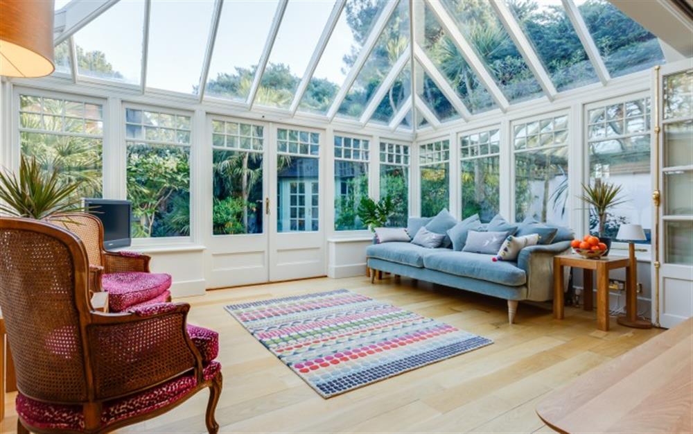Light and spacious garden room at Outspan in Sandbanks