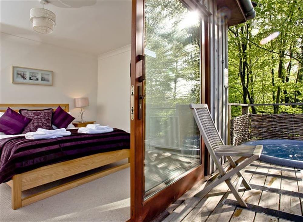 Double bedroom at Over Lake Apartment, 1a Indio Lake in Bovey Tracey, Devon