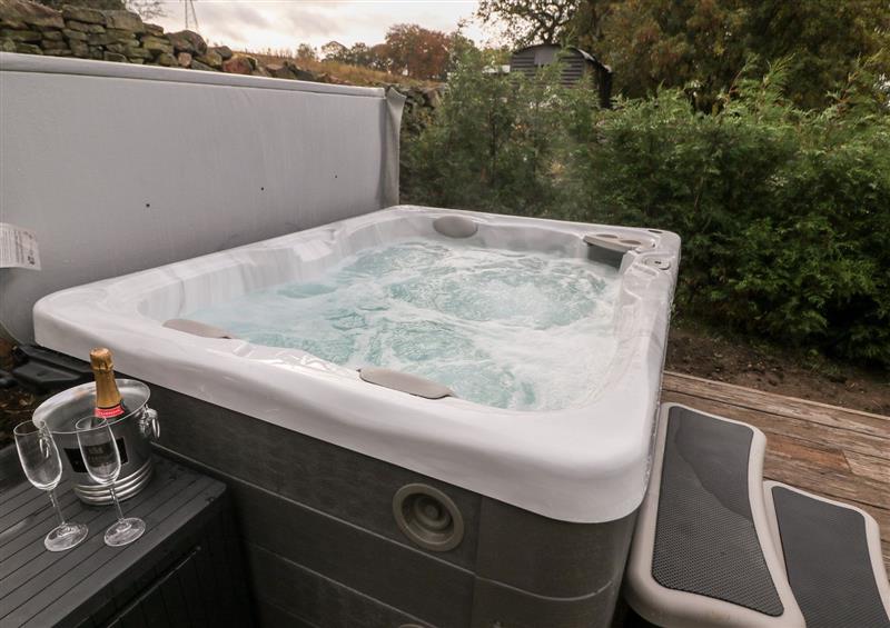 The hot tub at Overlea Coach House, New Mills near Hayfield