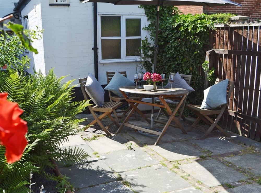 Inviting sitting-out-area at Owl Cottage in Canterbury, Kent