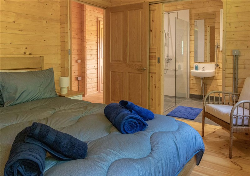 One of the 2 bedrooms (photo 2) at Owl Lodge, Menheniot