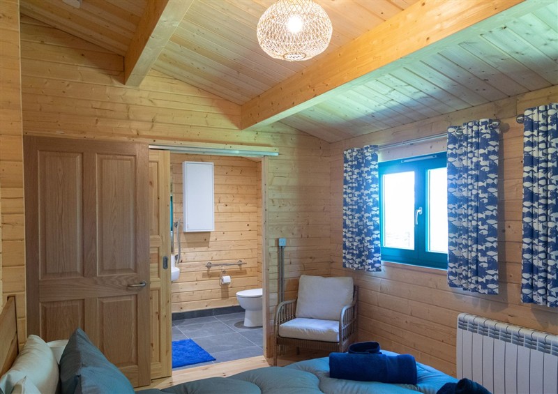 One of the 2 bedrooms (photo 3) at Owl Lodge, Menheniot