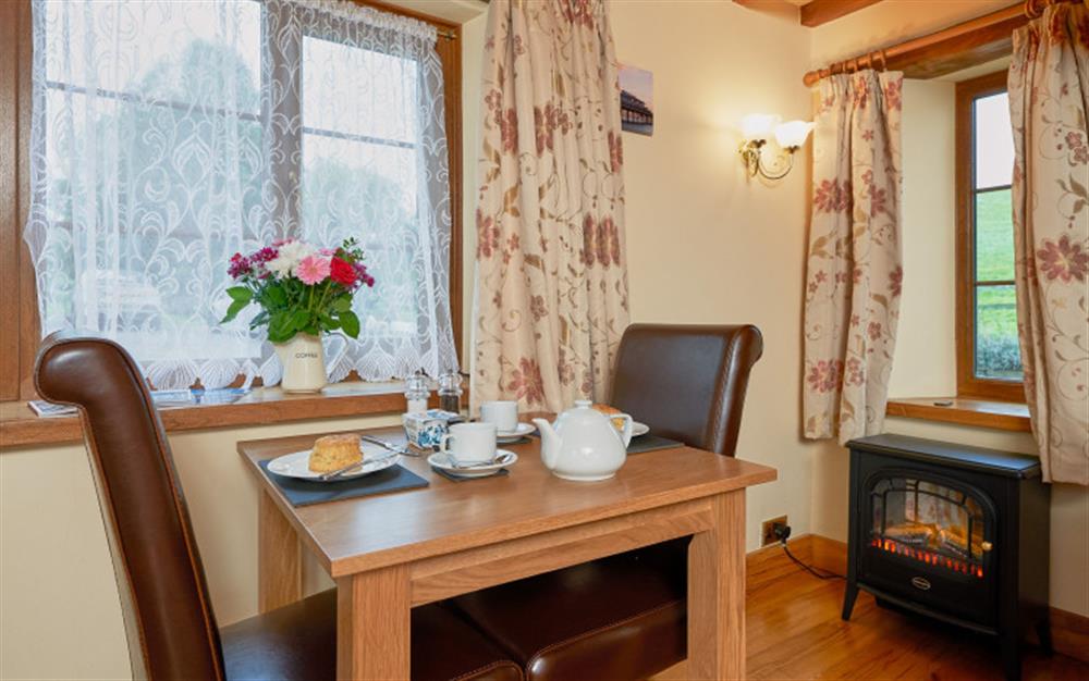 Relaxing breakfasts and romantic dinners  at Owlacombe Cottage in Slapton