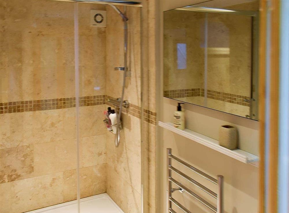 Shower room at Owls Rest in Askwith, near Ilkley, North Yorkshire