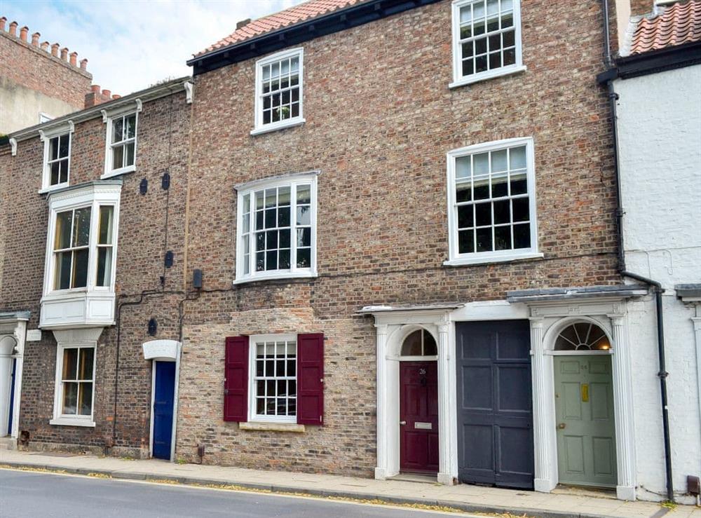 Welcoming, well presented property at Oxtobys Upstairs in York, North Yorkshire