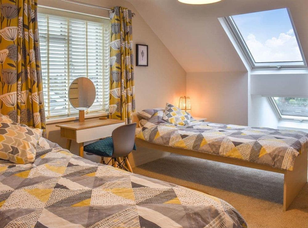 Twin bedroom (photo 4) at Oystercatcher in Benllech, Anglesey, Gwynedd