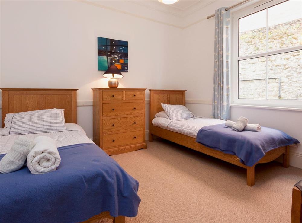 Twin bedroom at Oystercatcher  in Dartmouth, Devon