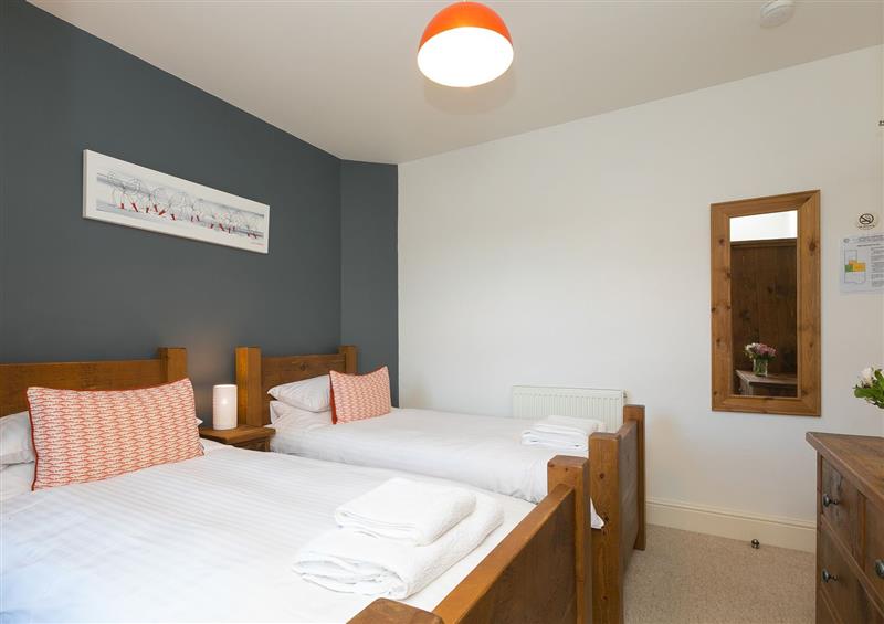 This is a bedroom (photo 4) at Oystercatcher House, Carbis Bay