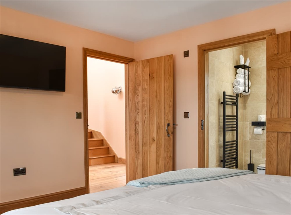 Double bedroom (photo 2) at Pabi in Nansidyll, Dyfed
