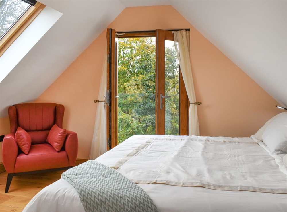 Double bedroom (photo 3) at Pabi in Nansidyll, Dyfed