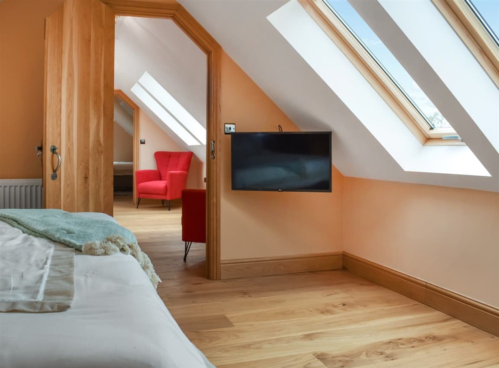 Double bedroom (photo 6) at Pabi in Nansidyll, Dyfed