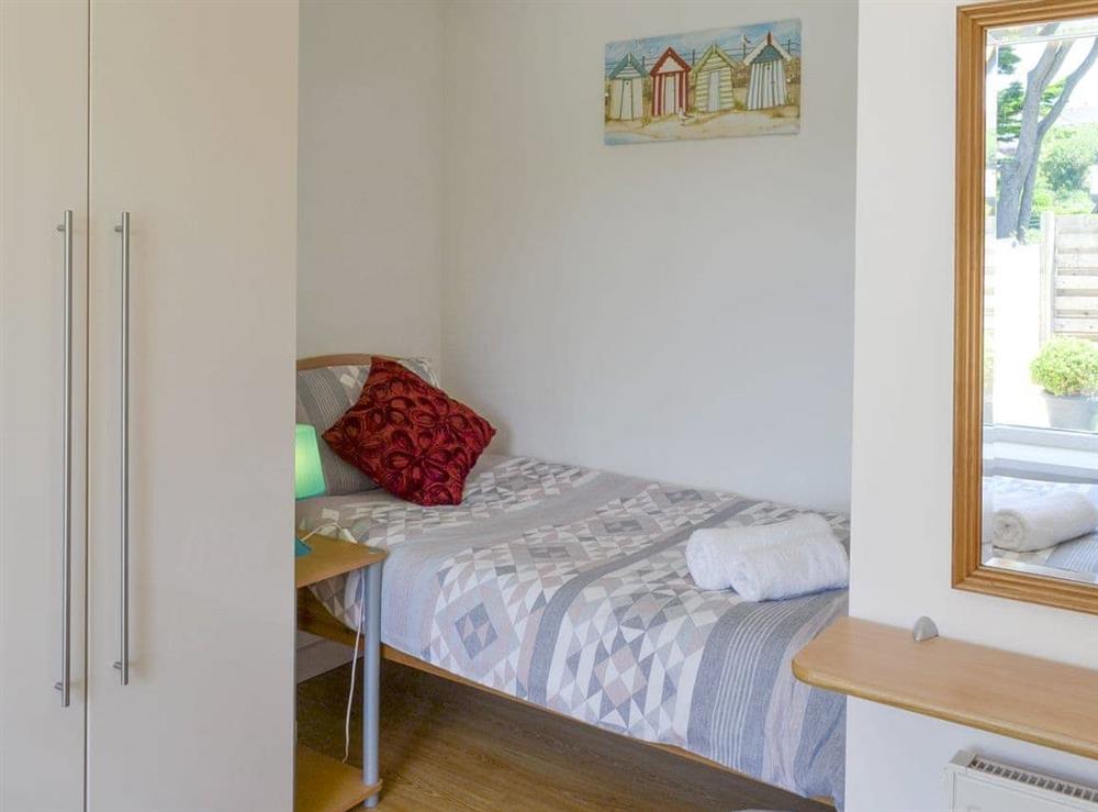 Comfortable twin bedroom at Palm Villa in Porth, near Newquay, Cornwall