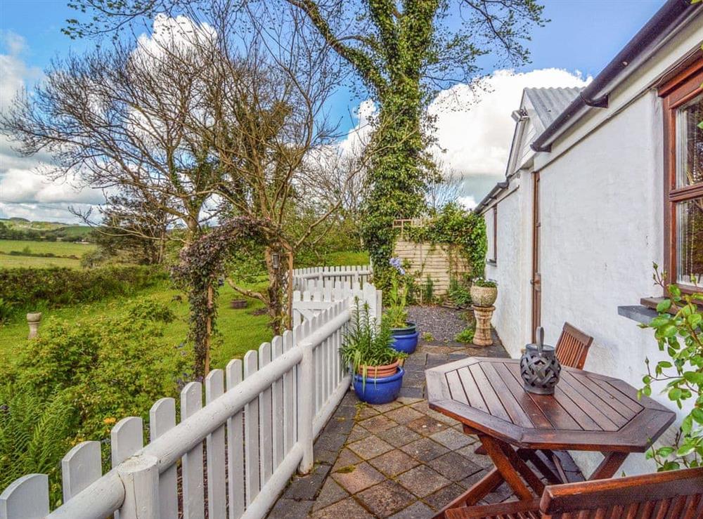 Sitting-out-area at Pandy Cottage in Cribyn, Cardigan and Ceredigion, Dyfed