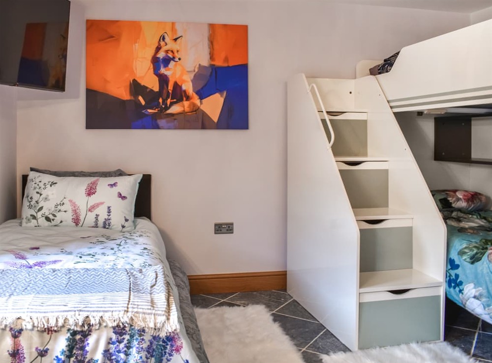 Triple bedroom (photo 2) at Pansi in Nansidyll, Dyfed