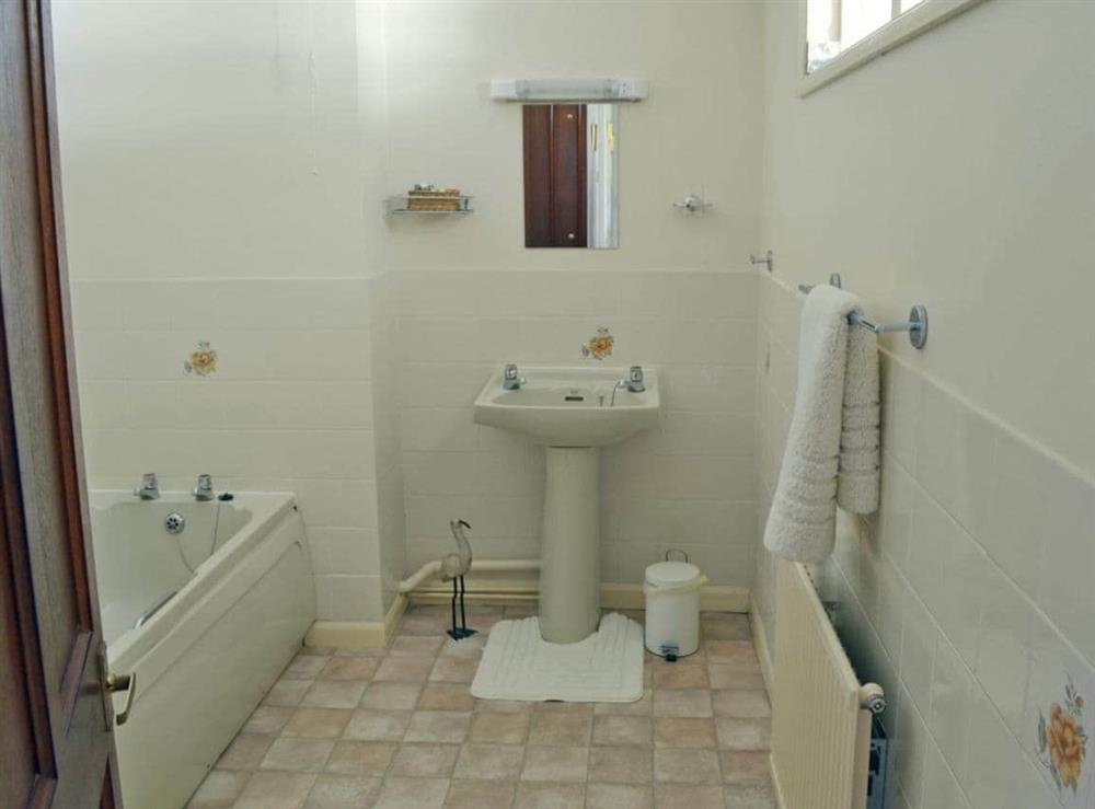 Bathroom at Pant Glas Mawr Cottage in Axton, near Holywell, Clwyd