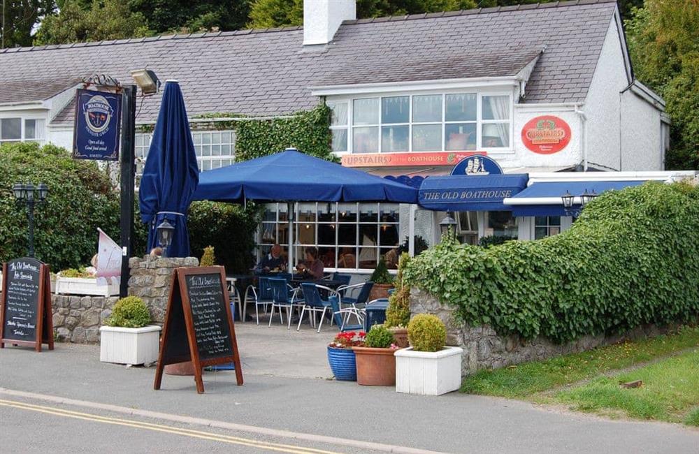 This is Pant y Corn (photo 2) at Pant y Corn in Nr Benllech, Anglesey, Gwynedd
