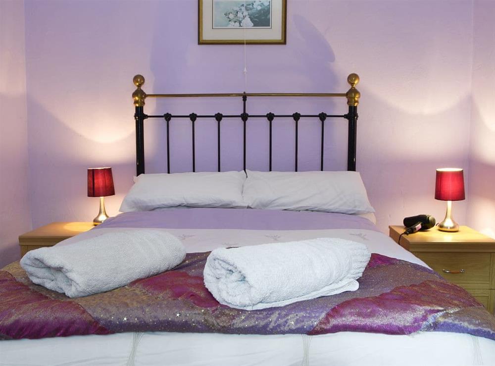 Comfortable double bedroom at Pant Y Mel in Llanbedrgoch, near Benllech, Anglesey, Gwynedd
