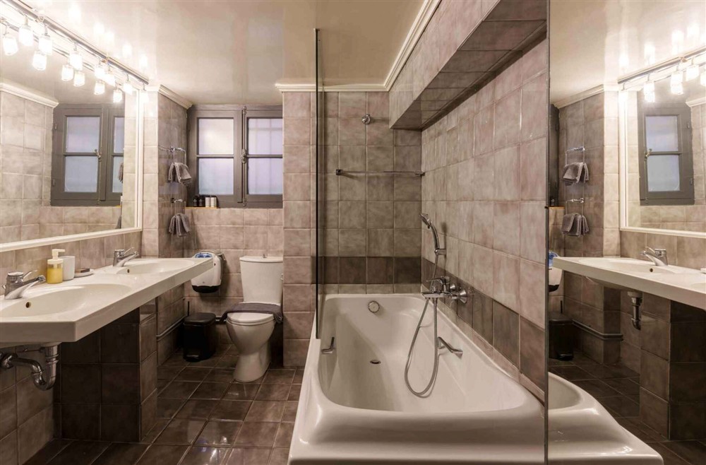 Pantheon Residence