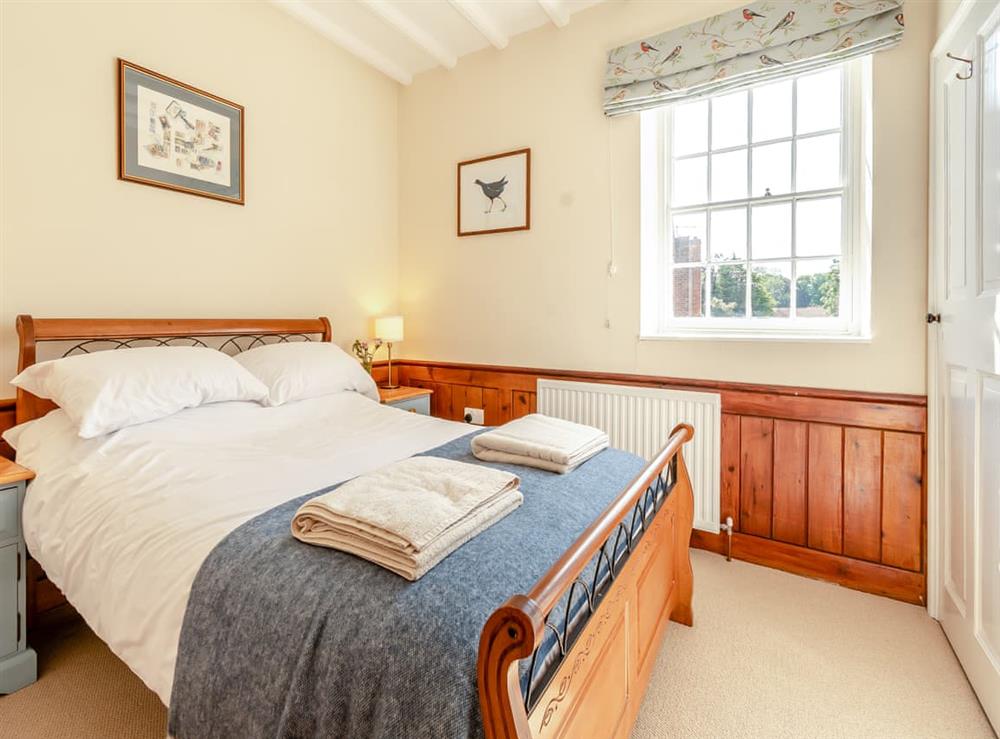 Double bedroom at Papist Hall 3 in Barrow upon Humber, South Humberside