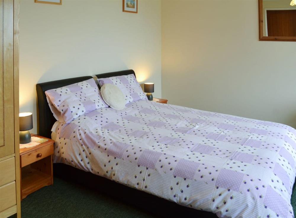 Comfortable double bedroom at Manacle View, 