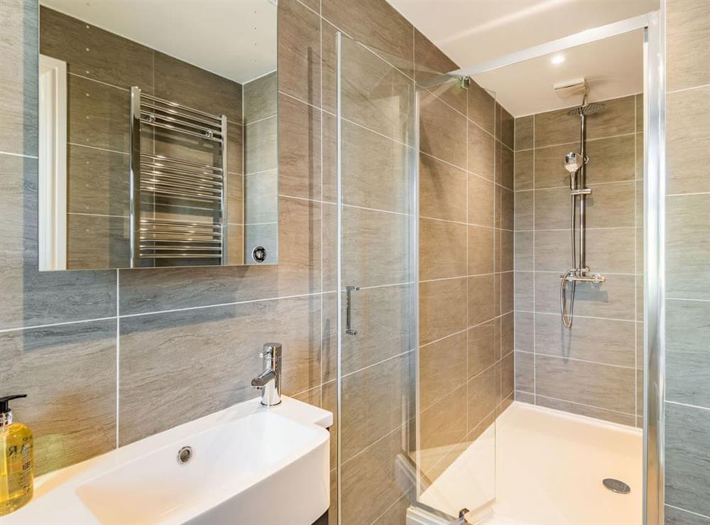 Shower room at Park Cottage in Worlaby, near Louth, Lincolnshire