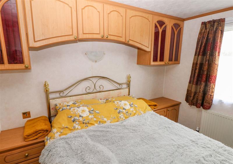A bedroom in Park Lane at Park Lane, Llanteg near Kilgetty