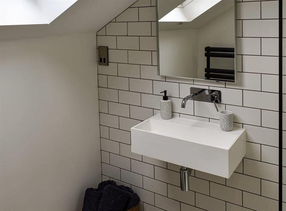 Shower room (photo 2) at Park Row Apartment in Knaresborough, North Yorkshire