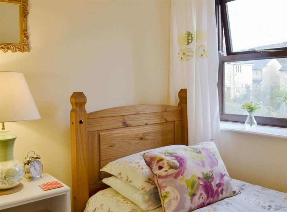 Cosy single bedroom at Park View Cottage in Glossop, Derbyshire