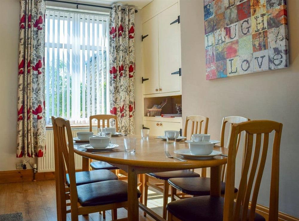 Spacious dining area (photo 2) at Park View in Skipton, North Yorkshire