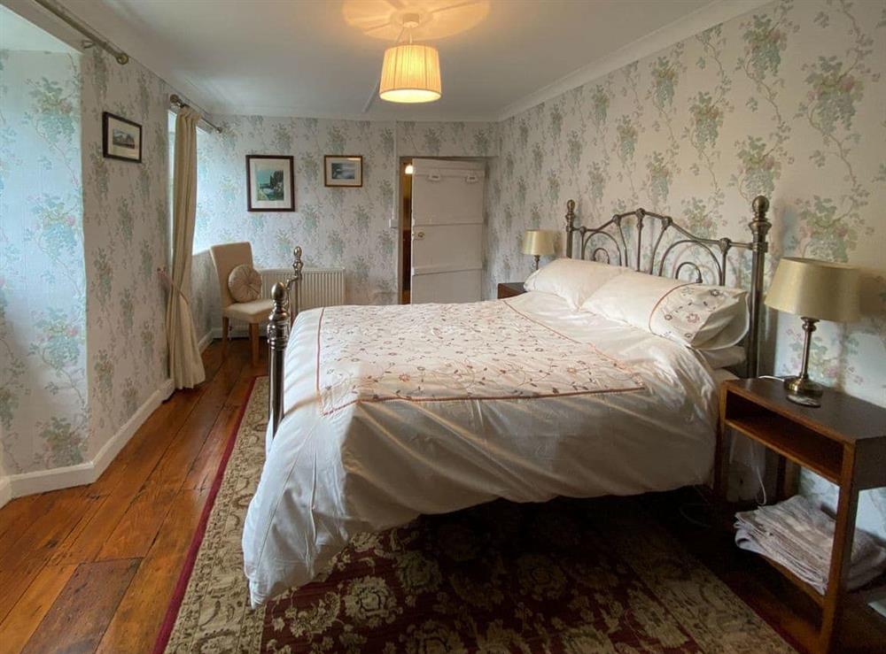 Double bedroom at Parke Cottage in Henllan-Amgoed, Dyfed