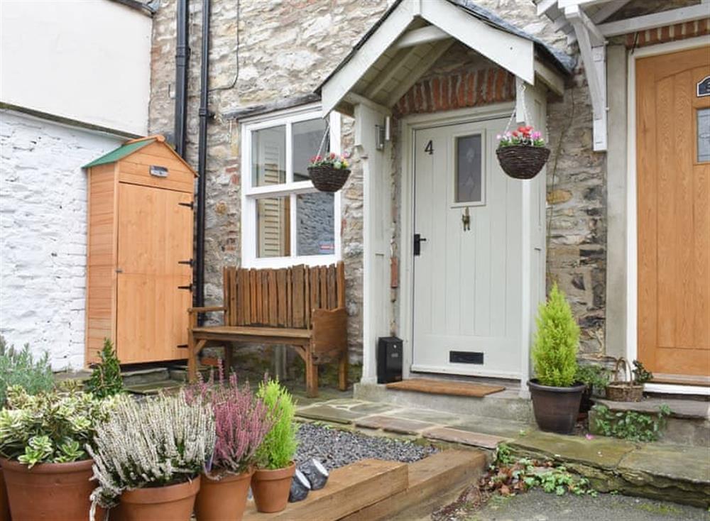 Quirky terraced cottage at Parky Mews in Richmond, Yorkshire, North Yorkshire