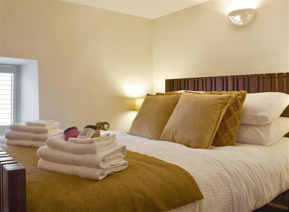 Relaxing second floor double bedroom at Parky Mews in Richmond, Yorkshire, North Yorkshire