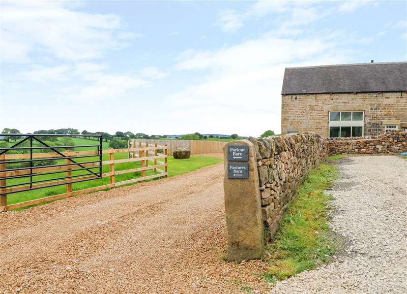 Outside Parlour Barn