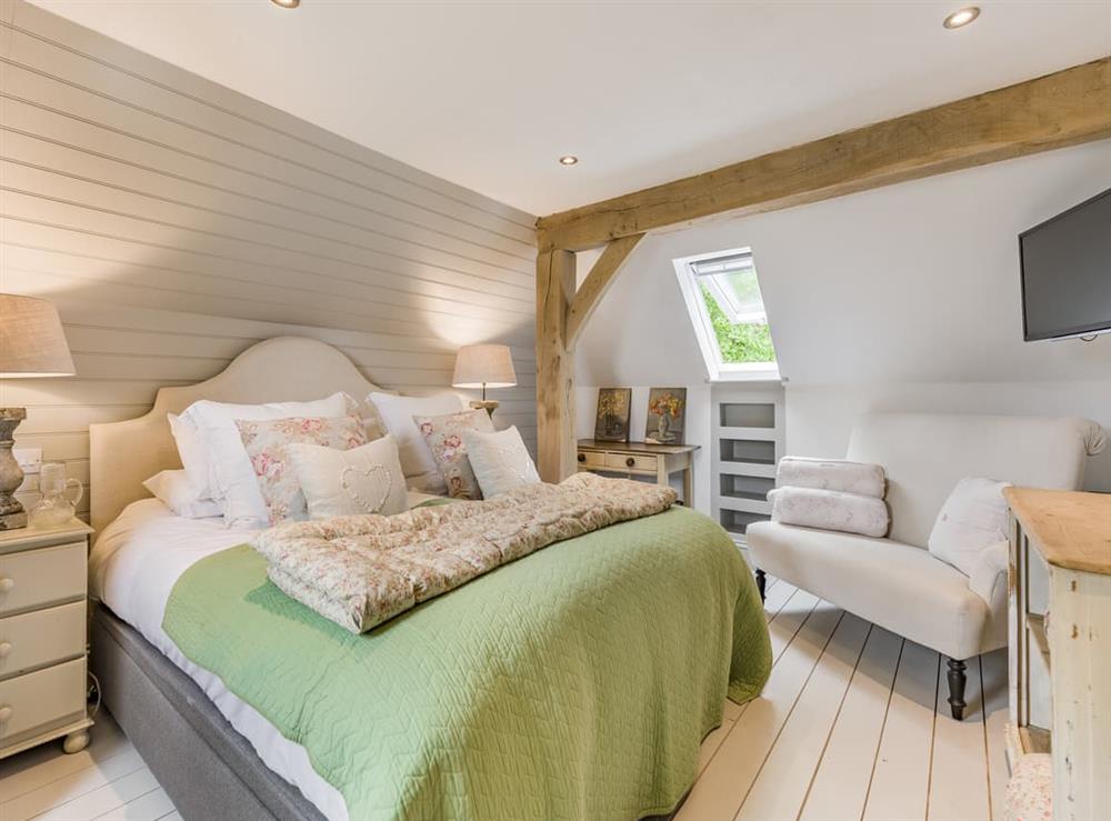Master bedroom (photo 3) at Partridge Barn in Rye, East Sussex