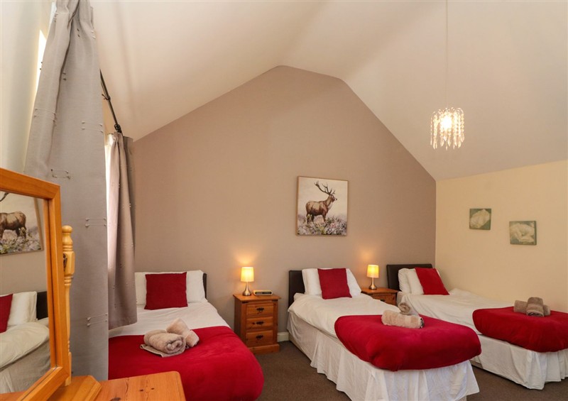 A bedroom in Partridge Cottage (photo 3) at Partridge Cottage, neaer Filey