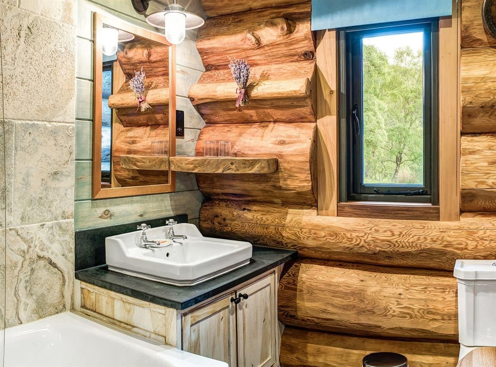 Bathroom at Parus in Beauly, Inverness-Shire