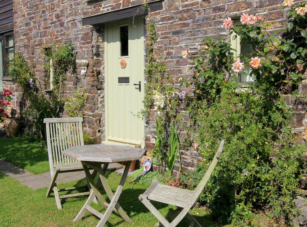 Delightful holiday property at Passion Flower Cottage in North Tawton, Devon