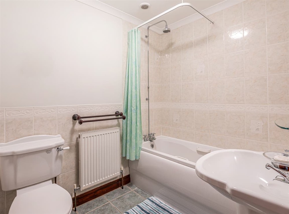 Twin bedroom (photo 2) at Pasture View in Pickering, North Yorkshire